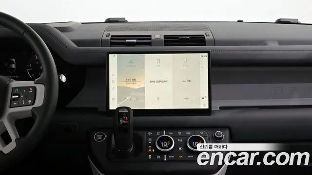 Land Rover Defender 2025 — фото 14