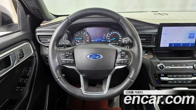 Ford Explorer 2020 — фото 13
