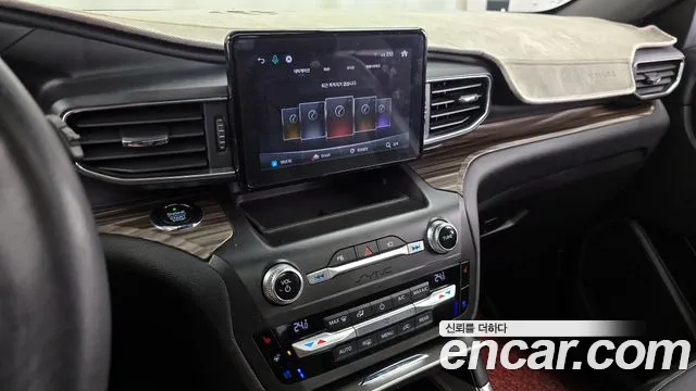 Ford Explorer 2020 — фото 14