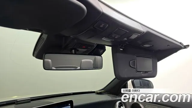 Mercedes-Benz C-Class 2019 — фото 19