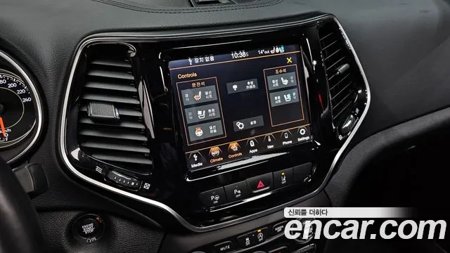 Jeep Cherokee 2020 — фото 18
