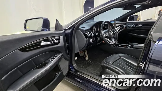 Mercedes-Benz CLS-Class 2017 — фото 10