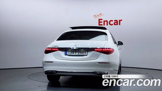 Mercedes-Benz S-Class 2023 — фото 4