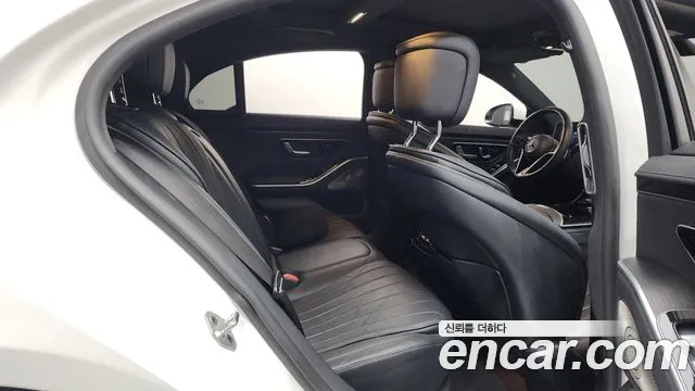 Mercedes-Benz S-Class 2023 — фото 12
