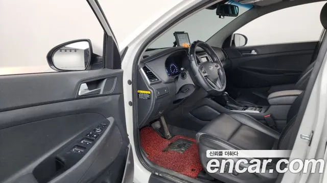 Hyundai Tucson 2016 — фото 10