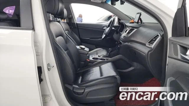 Hyundai Tucson 2016 — фото 11
