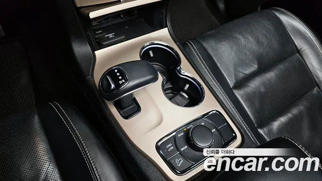 Jeep Cherokee 2015 — фото 9