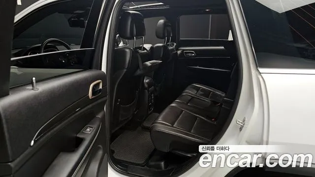 Jeep Cherokee 2015 — фото 12