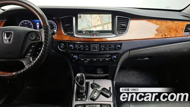 Hyundai Equus 2014 — фото 16