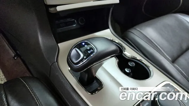 Jeep Cherokee 2015 — фото 9