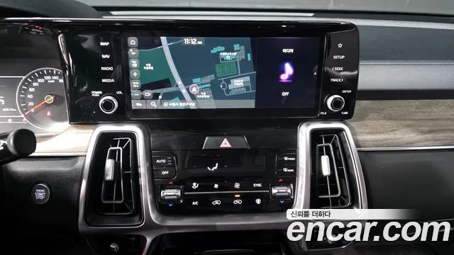 Kia Sorento 2022 — фото 14