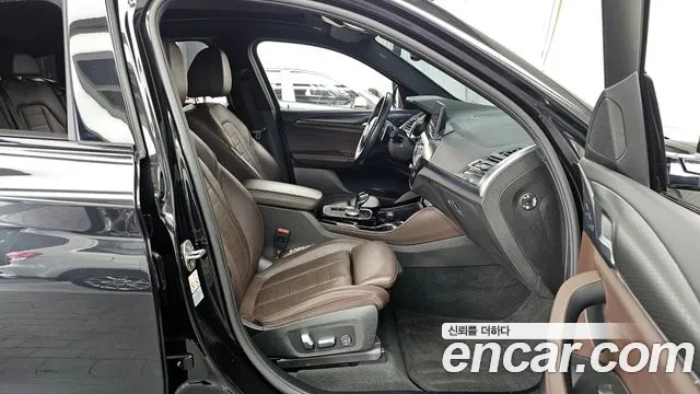 BMW X4 2022 — фото 11