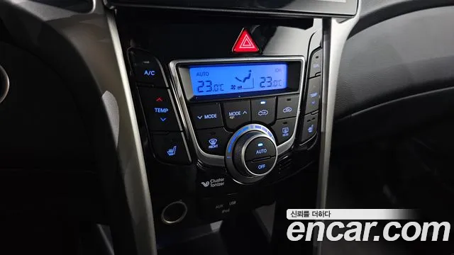 Hyundai i30 2014 — фото 19