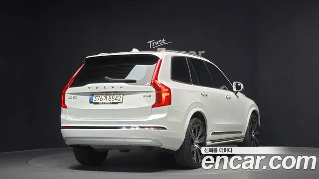 Volvo XC90 2022 — фото 2