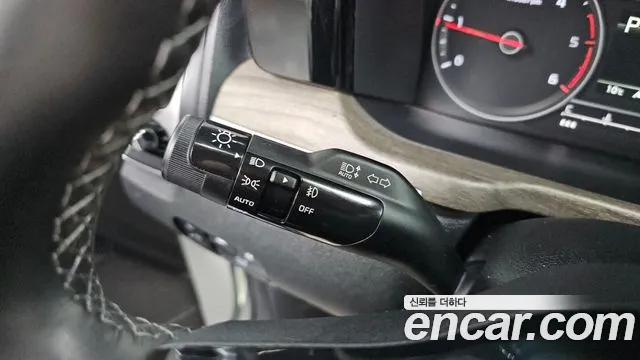 Kia Sorento 2023 — фото 15