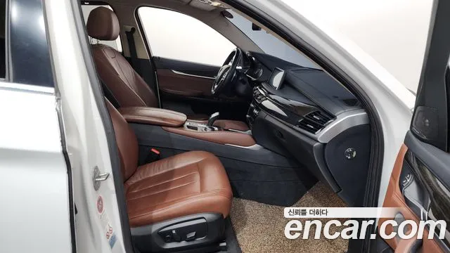 BMW X6 2015 — фото 11
