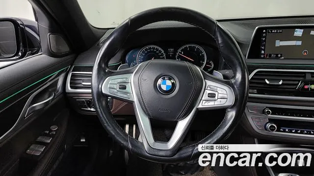 BMW 7-Series 2017 — фото 13