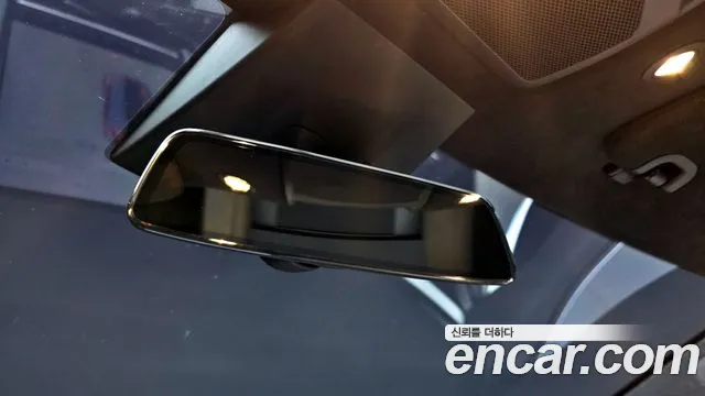 Tesla Model S 2017 — фото 19