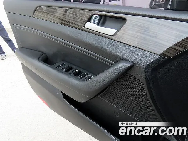 Hyundai Sonata 2015 — фото 12