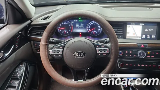 Kia K7 2018 — фото 13