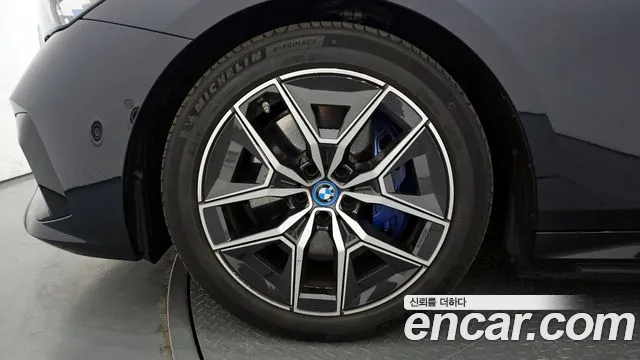 BMW i5 2025 — фото 5