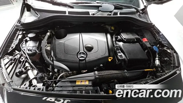 Mercedes-Benz B-Class 2017 — фото 6