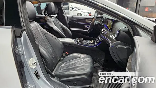 Mercedes-Benz CLS-Class 2019 — фото 10