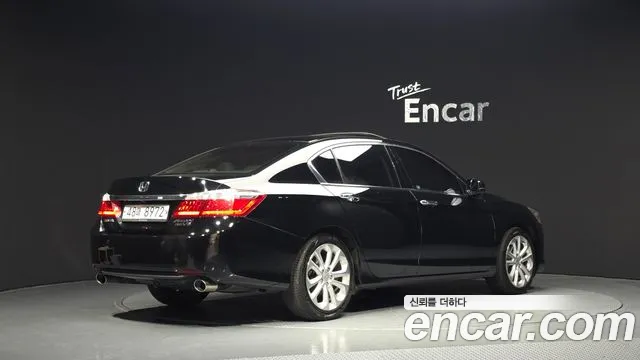 Honda Accord 2013 — фото 2