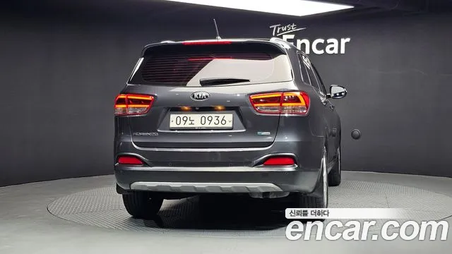 Kia Sorento 2016 — фото 4