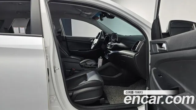 Hyundai Tucson 2020 — фото 10