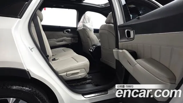 Kia Sorento 2021 — фото 12