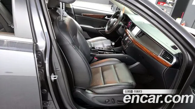 Kia K7 2016 — фото 10