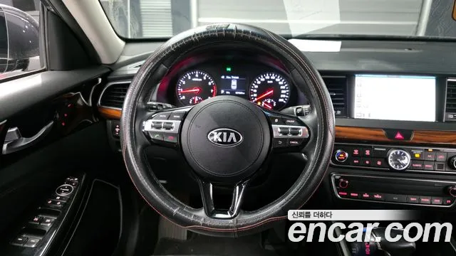 Kia K7 2016 — фото 13