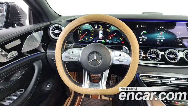 Mercedes-Benz AMG GT 2021 — фото 13