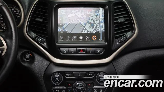 Jeep Cherokee 2016 — фото 14