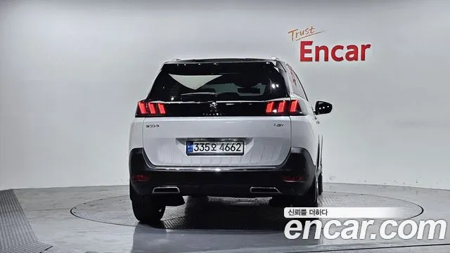 Peugeot 5008 2021 — фото 4