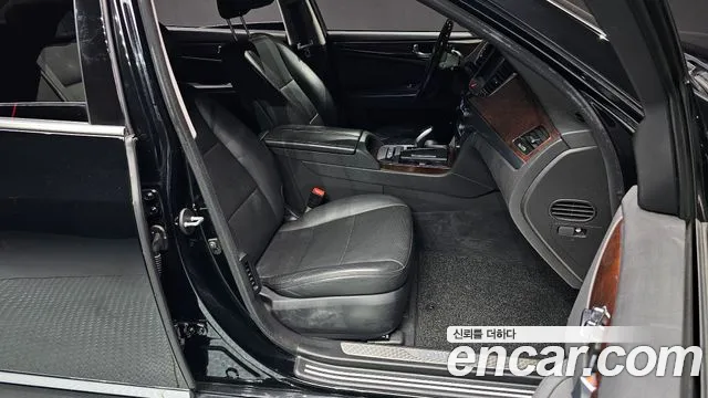 Hyundai Equus 2015 — фото 10