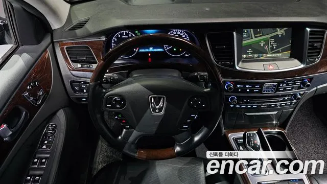 Hyundai Equus 2015 — фото 13