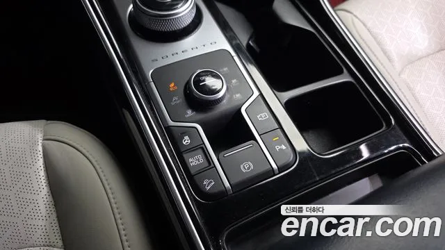 Kia Sorento 2021 — фото 16