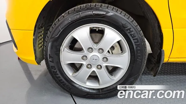Hyundai Starex 2018 — фото 5