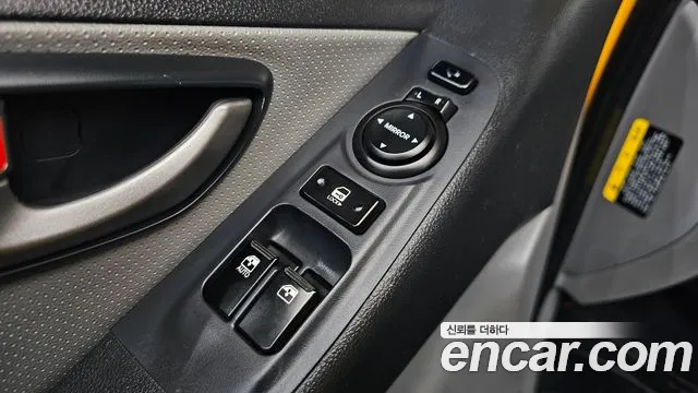 Hyundai Starex 2018 — фото 16
