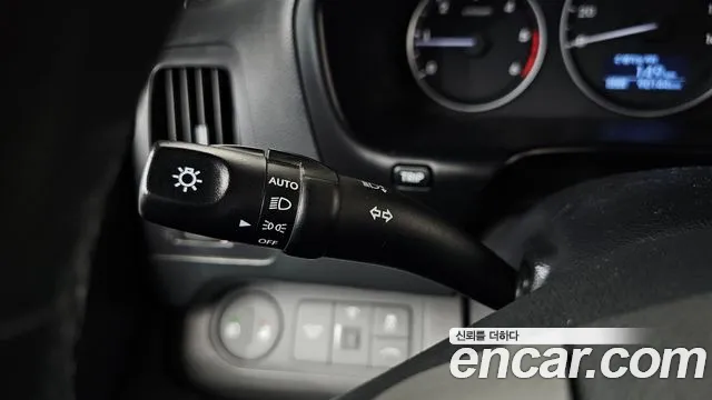 Hyundai Starex 2018 — фото 18