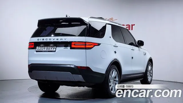 Land Rover Discovery 2017 — фото 2