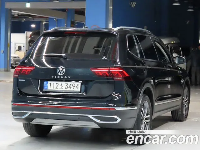 Volkswagen Tiguan 2022 — фото 4