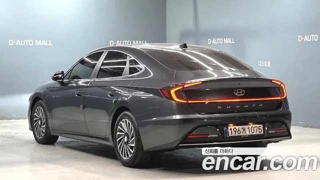 Hyundai Sonata 2022 — фото 4