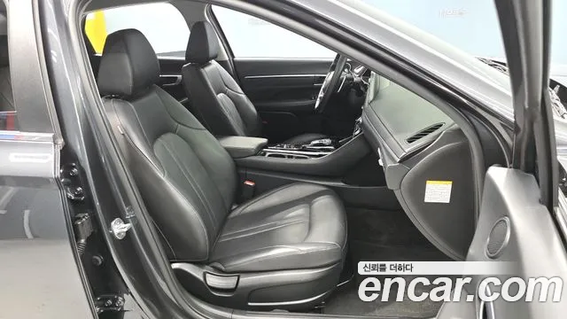 Hyundai Sonata 2022 — фото 13