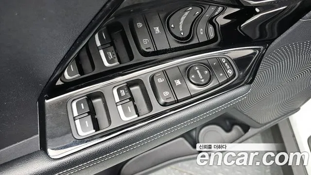 Kia Niro 2022 — фото 17