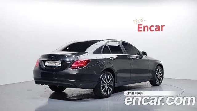 Mercedes-Benz C-Class 2020 — фото 2