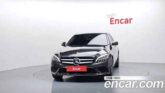 Mercedes-Benz C-Class 2020 — фото 3