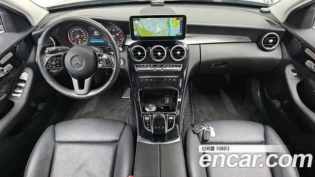 Mercedes-Benz C-Class 2020 — фото 7